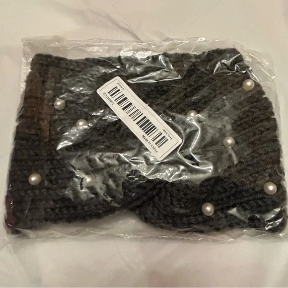 NWT Black Colored Vintage Knitted Headband/Ear Warmers With Pearl Beaded Decor - Picture 5 of 7